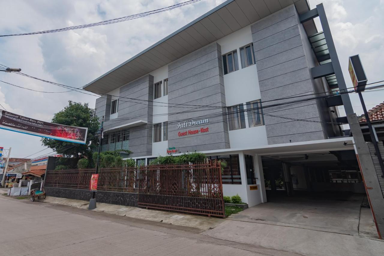 Reddoorz Plus @ Cirebon City Center ภายนอก รูปภาพ