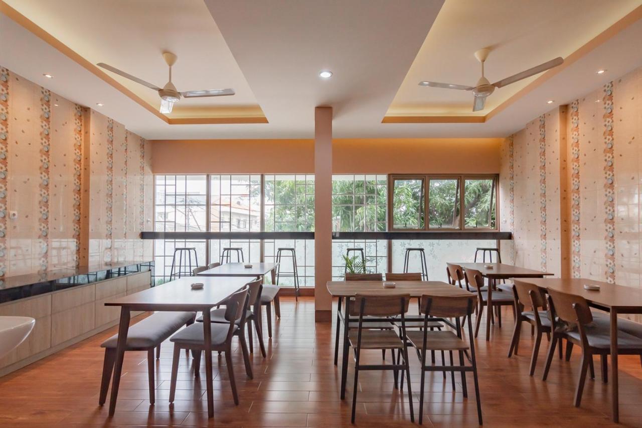 Reddoorz Plus @ Cirebon City Center ภายนอก รูปภาพ